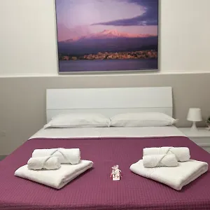 https://apartments-for-rent-catania.taorminaitalyhotels.com